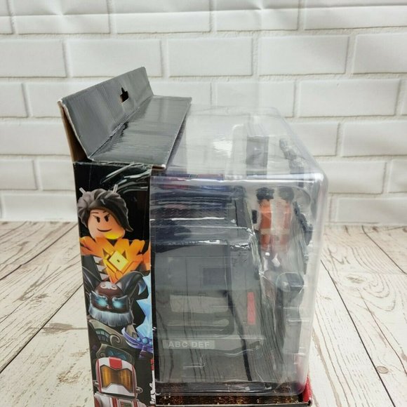 Roblox Action Collection - Jailbreak: SWAT Unit Vehicle [Includes Exclusive V... - Picture 4 of 5